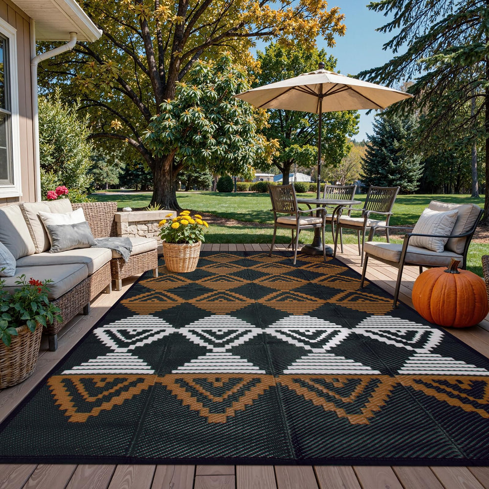Beeiva Outdoor Rug 8x10 black and brown geometric design front view