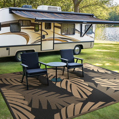 Close-up of GENIMO outdoor rug showing double-sided pattern