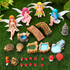 Close-up of GGSTDDUP flower fairies in red and brown