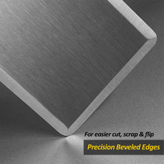 Close-up of Vovoly stainless steel spatula blade