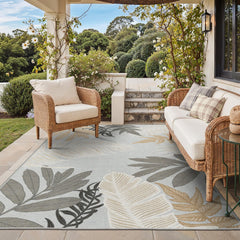 GENIMO 5x8 Outdoor Rug in Sand Grey front view