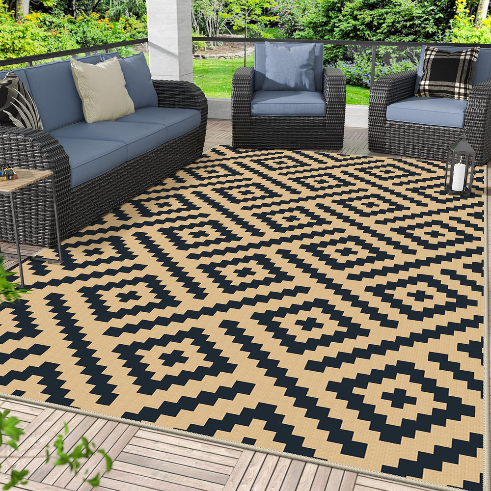 GENIMO Outdoor Rug 6'x9' in Black Sand front view
