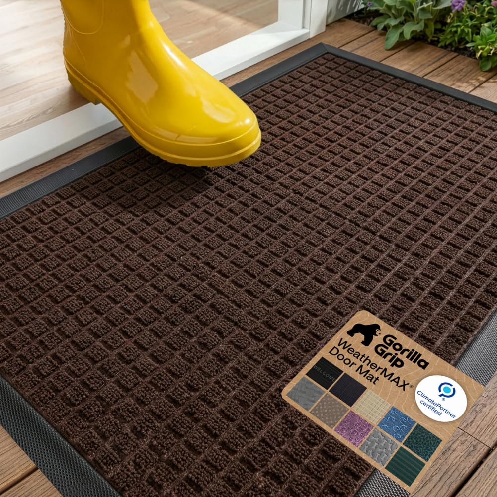 GORILLA GRIP WeatherMAX Doormat 29x17 dark brown squares front view