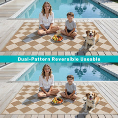 HEBE portable outdoor rug with stakes for securing