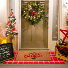 Homydecor Christmas Plaid Rug in outdoor setting
