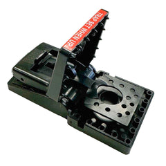 JT Eaton Mouse Trap showing no-touch design feature