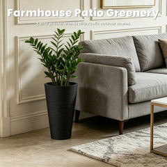 Kante Round Planters on patio display