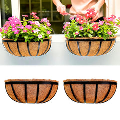 LáLáGreen Outdoor Wall Planter black metal 16 inch front view