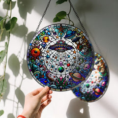 LAOWEIKI UFO Alien suncatcher displayed in a sunny window