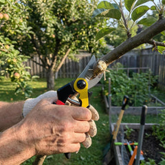 MEPEREZ pruning shears side view showing blade sharpness