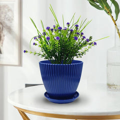 Minimalist design of RooTrimmer plant pots in a living room