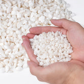Pulovin 5 lbs white aquarium gravel front view