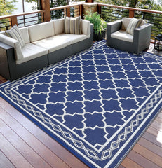 Reversible design of Garvee outdoor patio rug showing both sides
