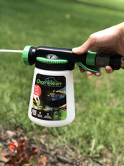 RL Flo-Master Chameleon Hose End Sprayer demonstrating fan spray pattern