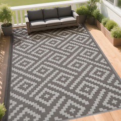 RURALITY 9x12 Outdoor Rug showcasing lightweight material