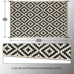 SAND MINE outdoor rug showing the texture and pattern
