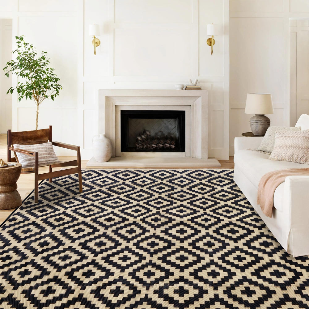 SAND MINE Waterproof Outdoor Rug 8x10 ft front view in black and beige