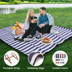 sapsisel picnic blanket showing three-layer construction