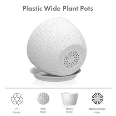 Set of Meowell flower pots in various sizes on patio