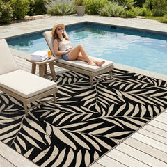 Smiry Outdoor Rug 5x8 ft geometric pattern detail