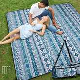WICKERLAND Picnic Blanket waterproof blue front view