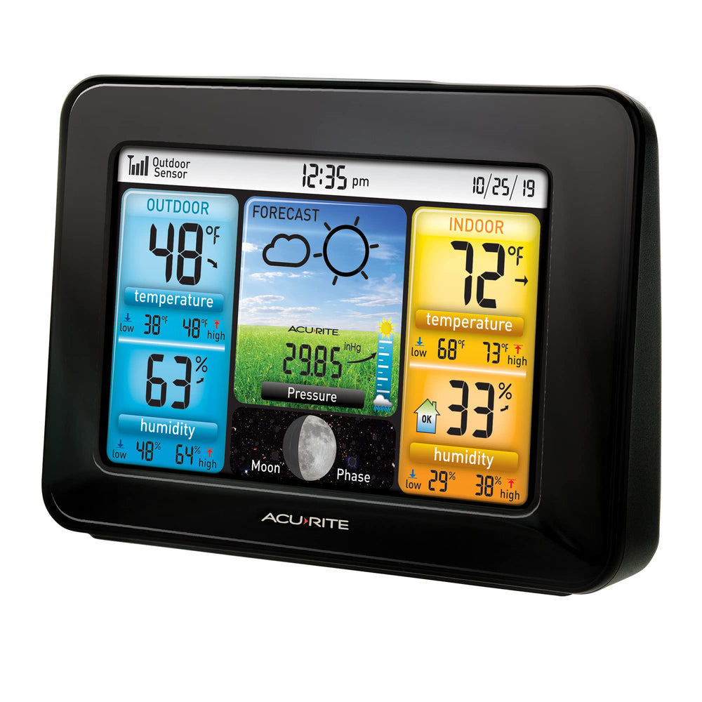 AcuRite weather station illuminated LCD color display