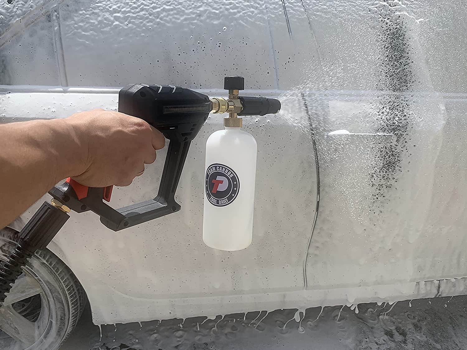 Adjustable foam cannon connected to Tool Daily Pressure Washer Gun