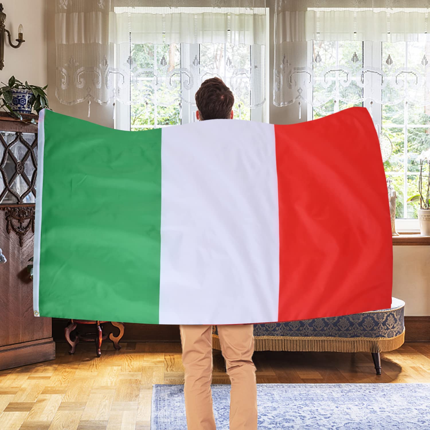 AhfuLife Italian Flag on display at a sports event