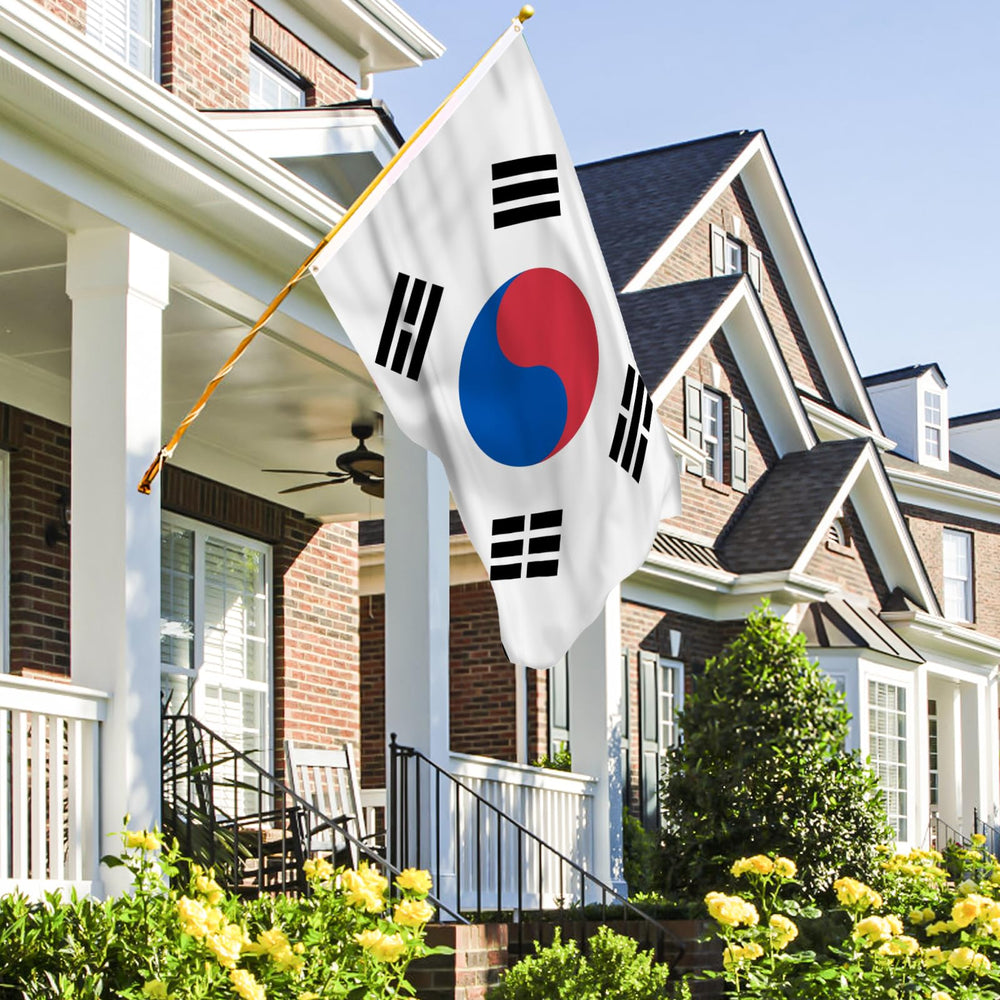 AhfuLife Korean Flag 3x5 ft hanging on a standard flagpole