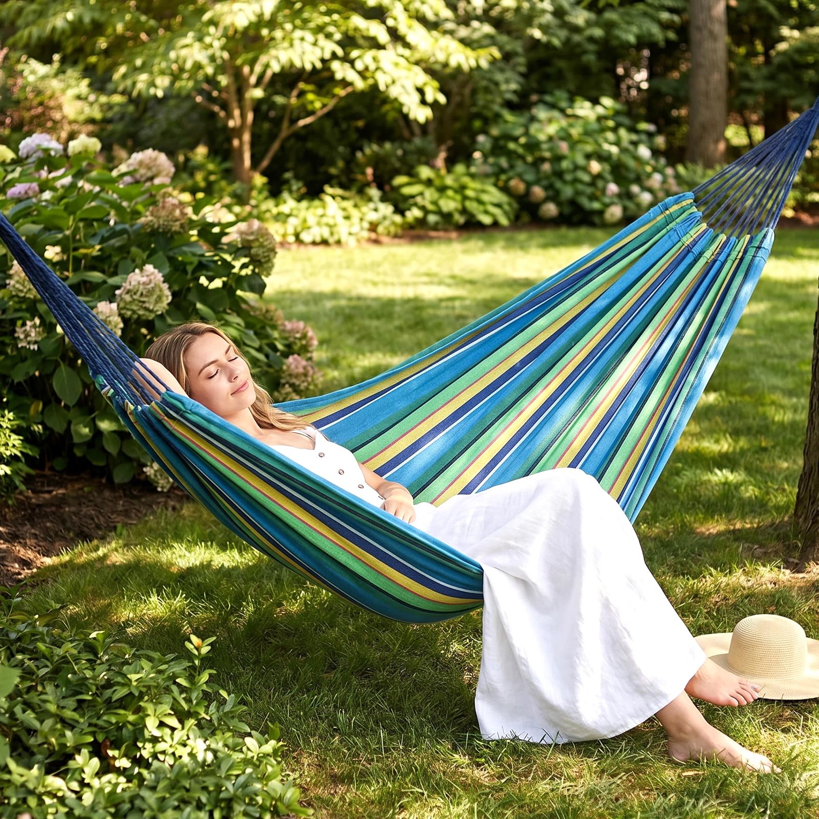 ANYOO hammock showing its generous size and anti-rollover design