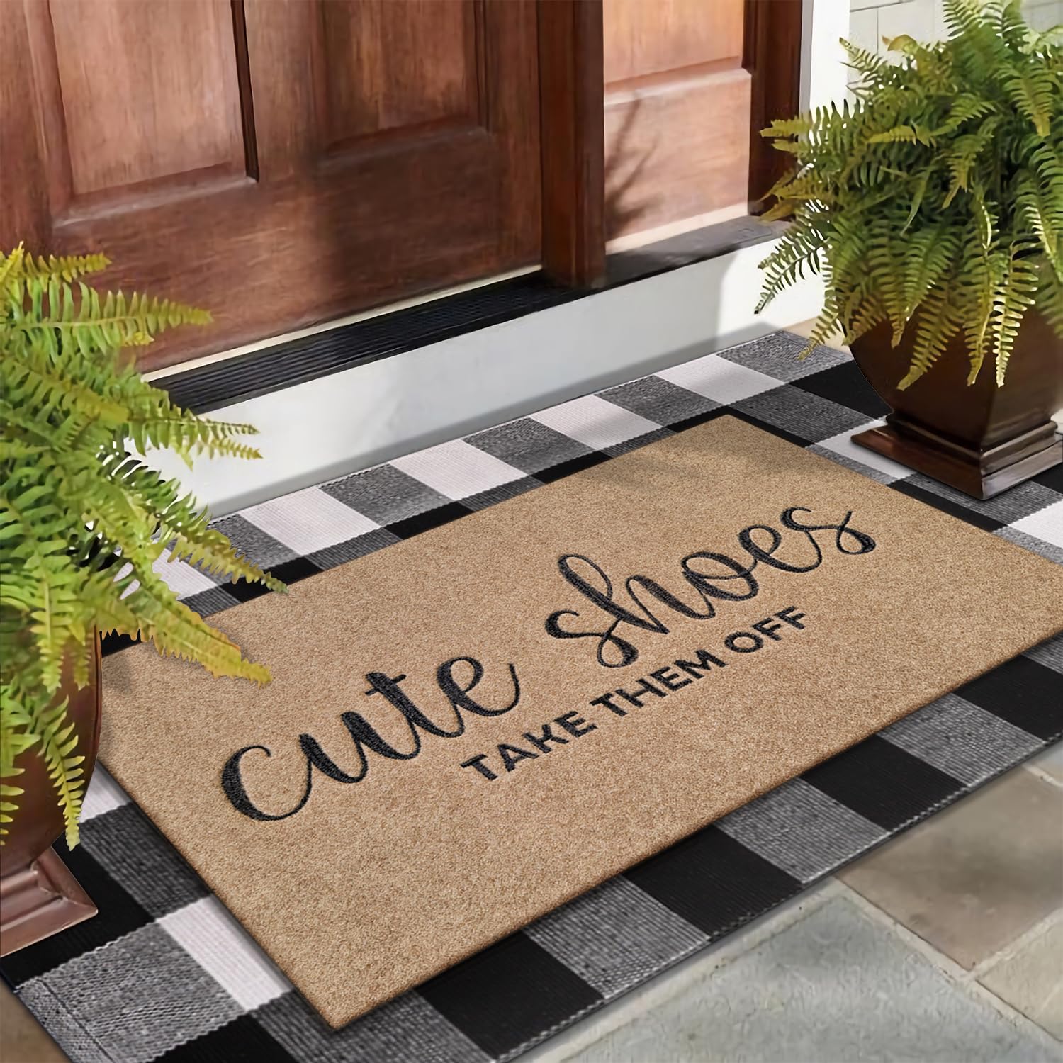AOAOPQ doormat with detailed embroidery