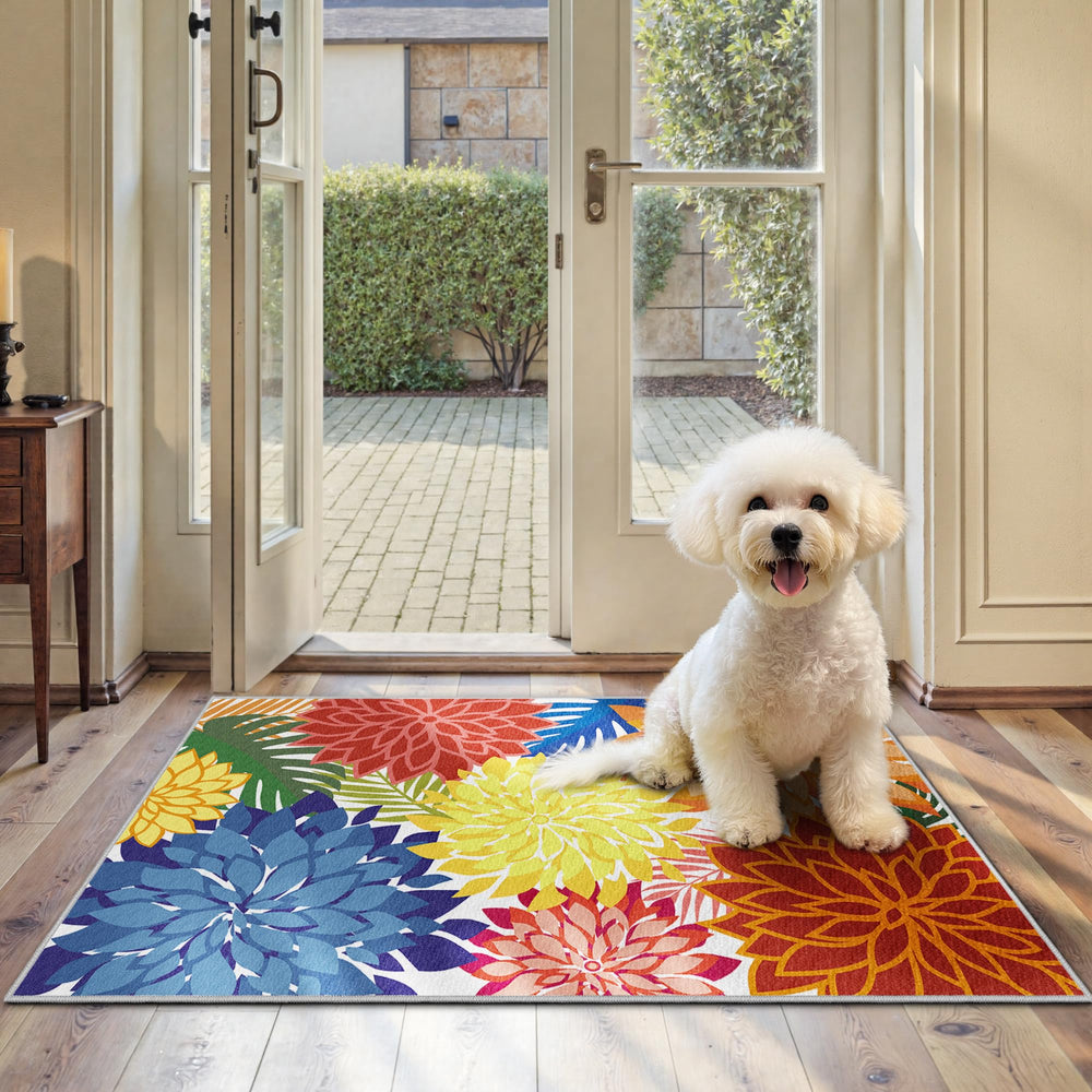Arenarug Outdoor Rug 2' x 3' front view with floral pattern