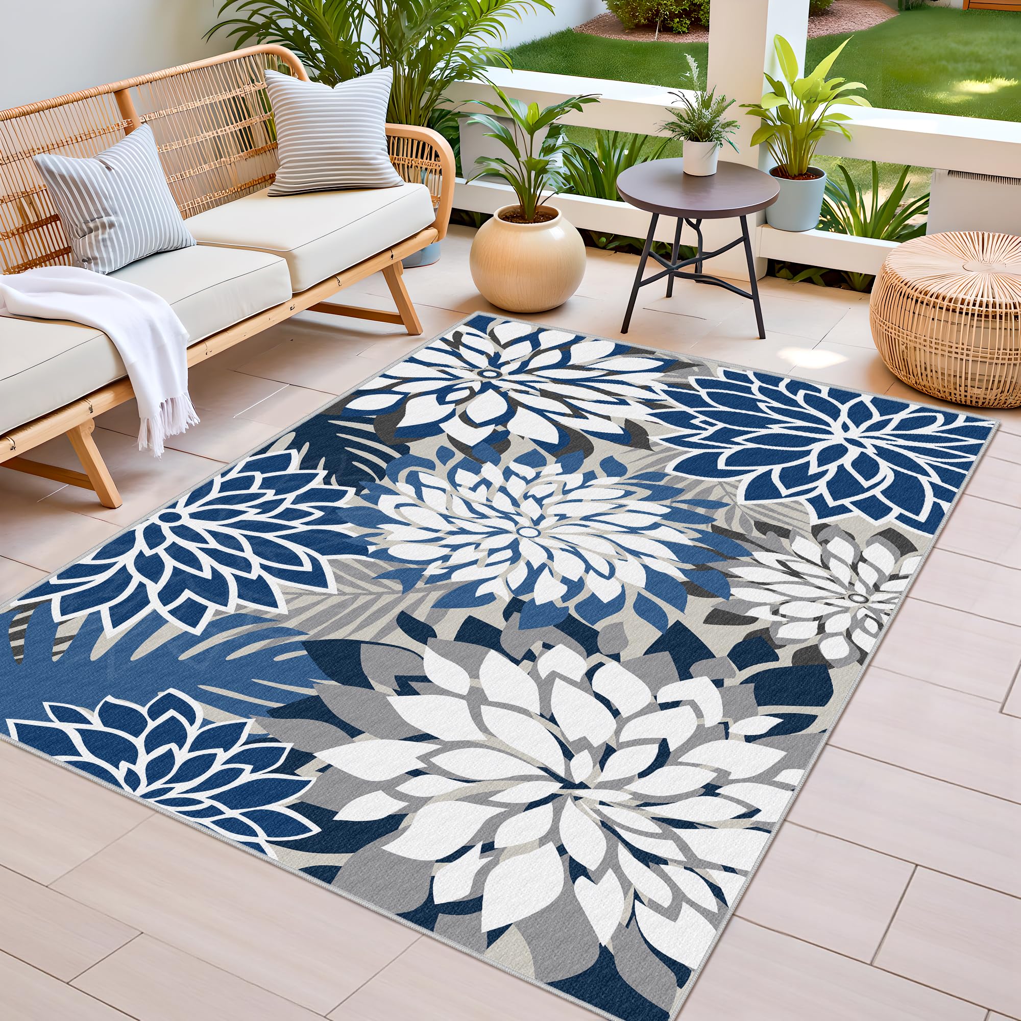 Arenarug Outdoor Rug 3x5 rolled out on patio
