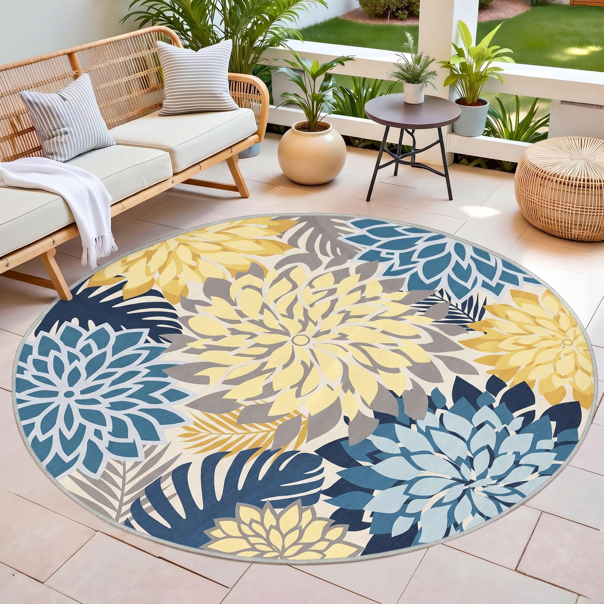 Arenarug Outdoor Rug in a garden setting