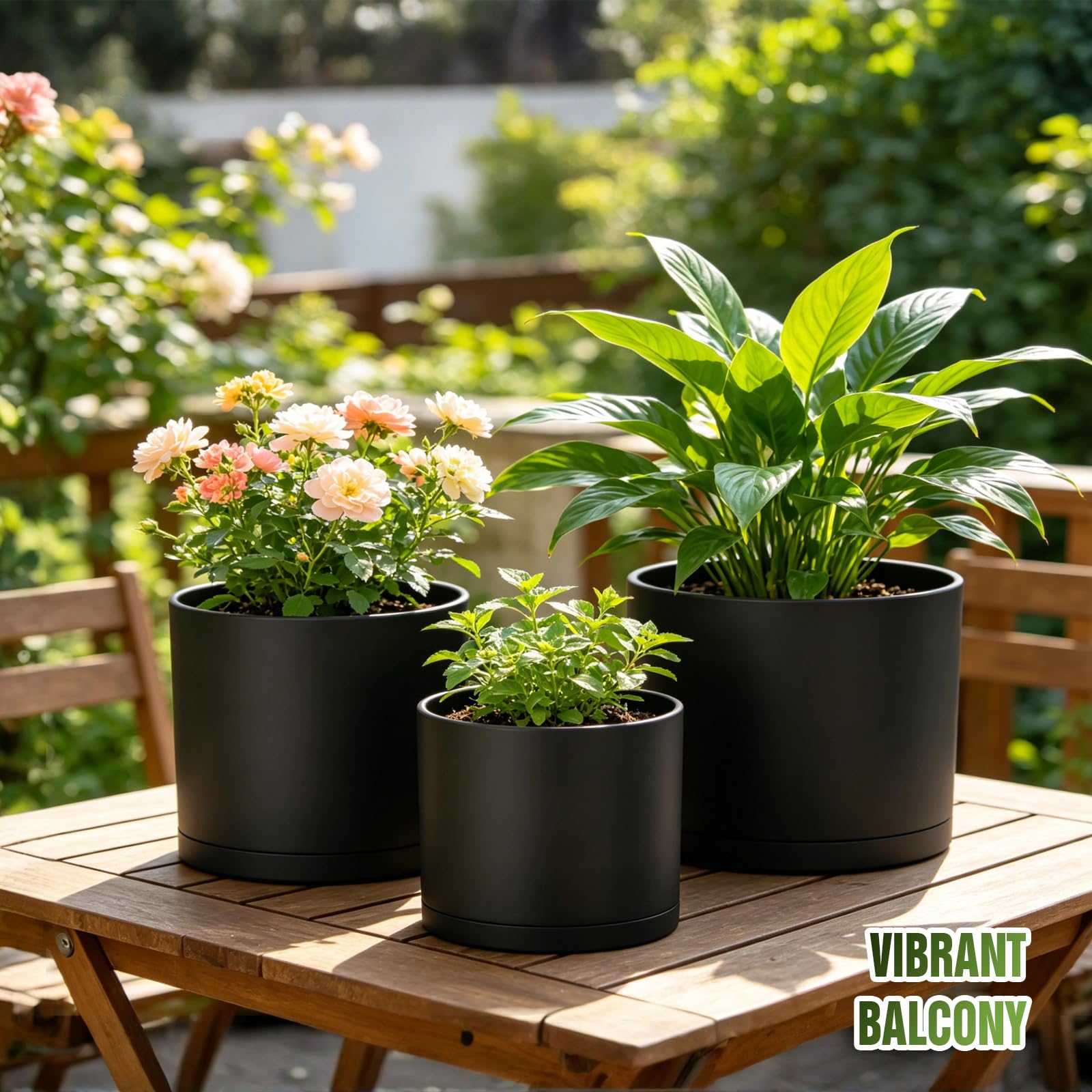 Areutxbis plant pots outdoors on a balcony