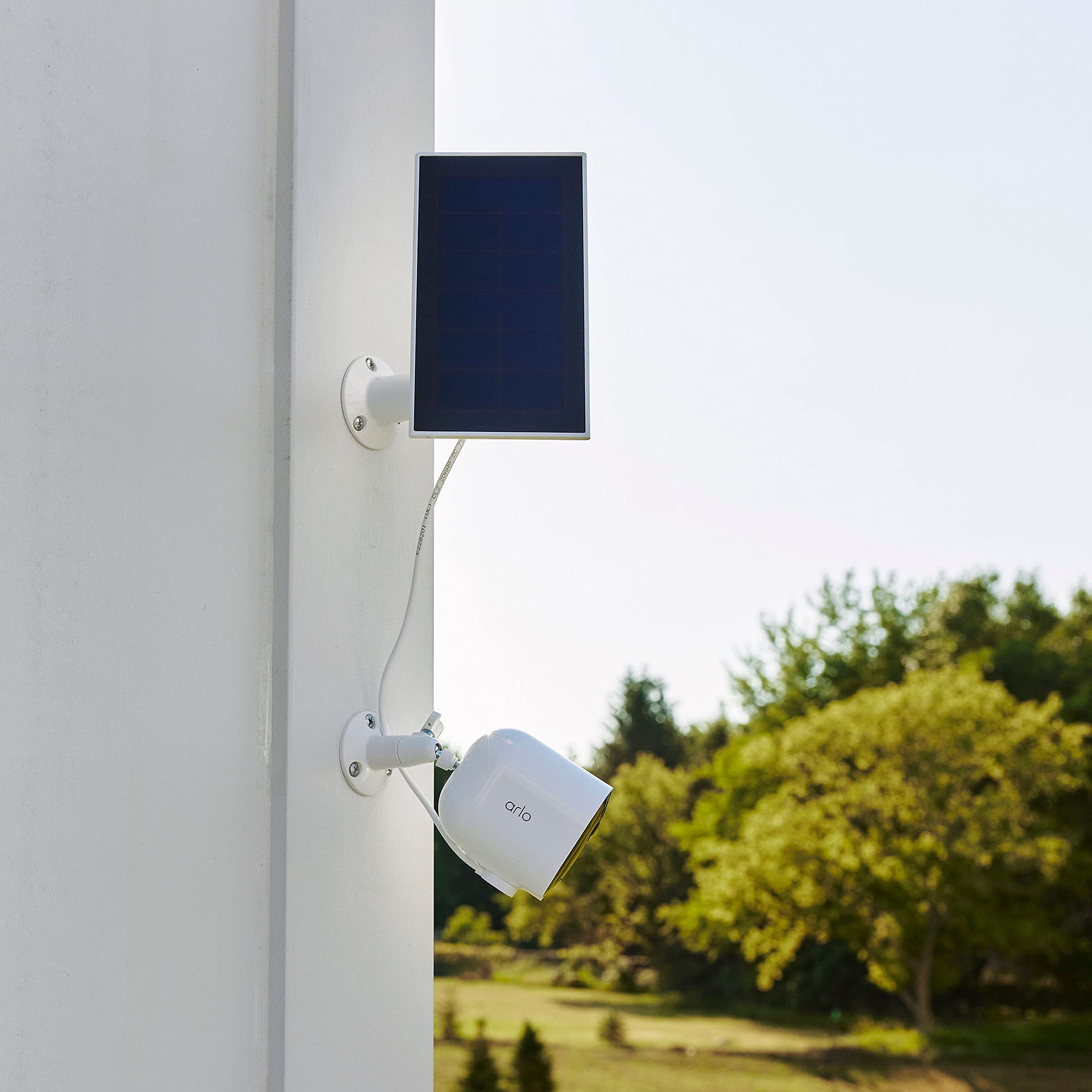 Arlo Solar Panel Charger wall mount installation