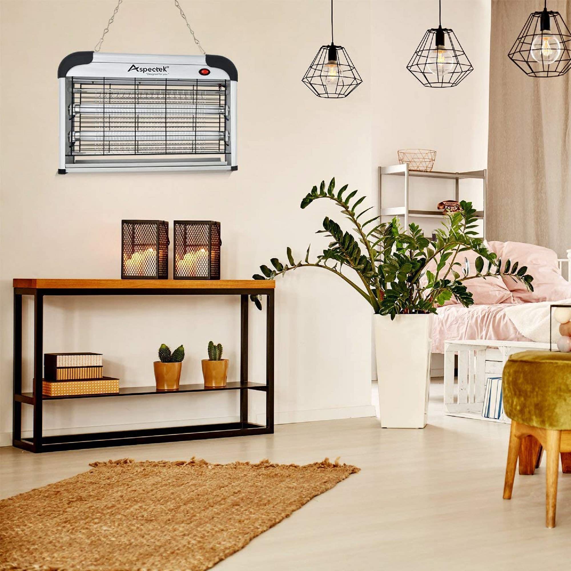 ASPECTEK Bug Zapper showing high-voltage electric grid