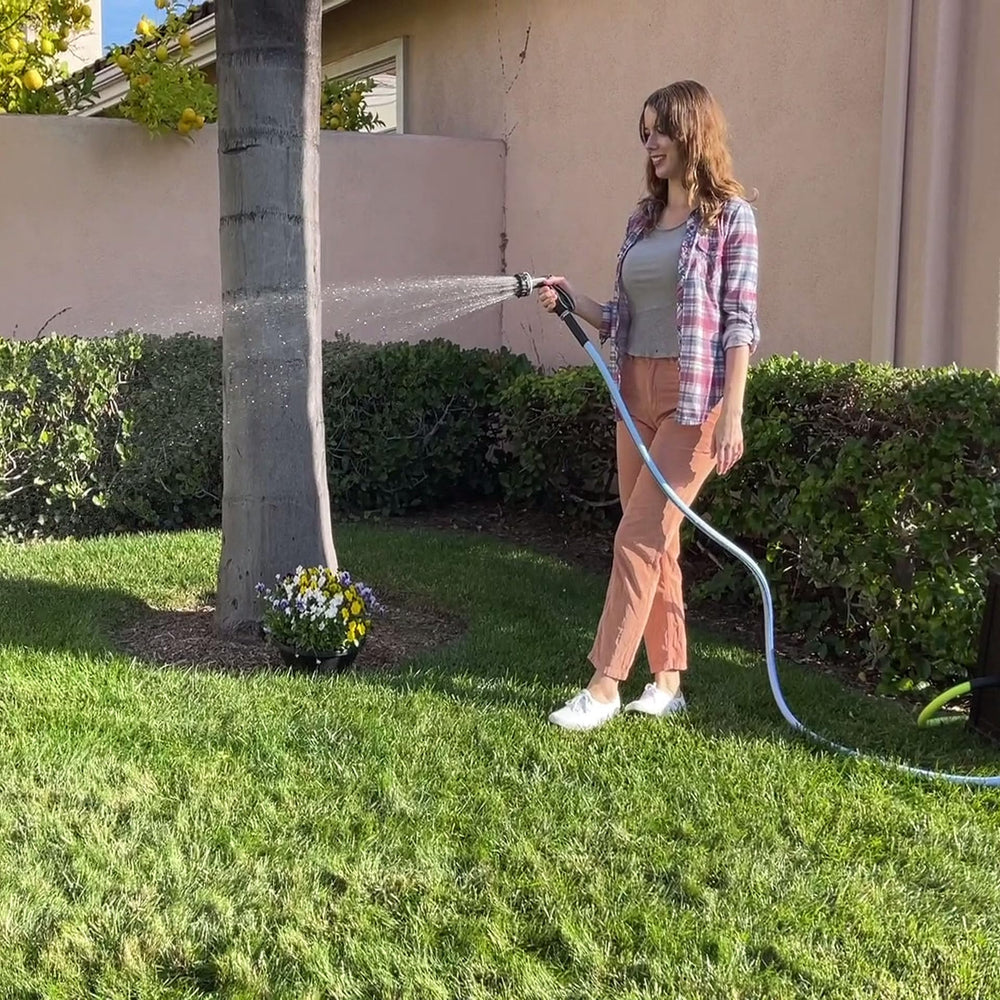 Atlantic Garden Hose showing kink resistance feature
