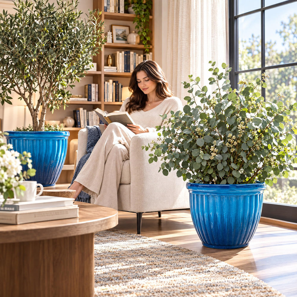 AUTO DAYA 15" Planter with tropical plants