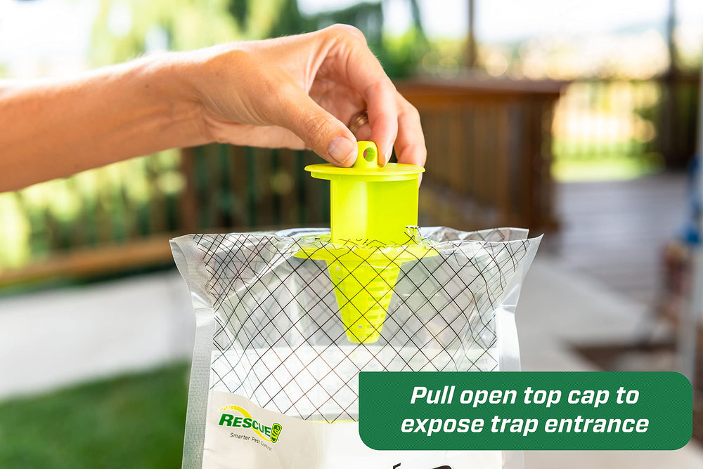 Back of the packaging of RESCUE! Big Bag Fly Trap