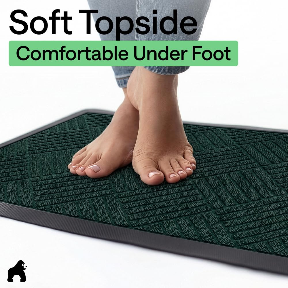 Back view of GORILLA GRIP WeatherMAX Doormat showing rubber backing