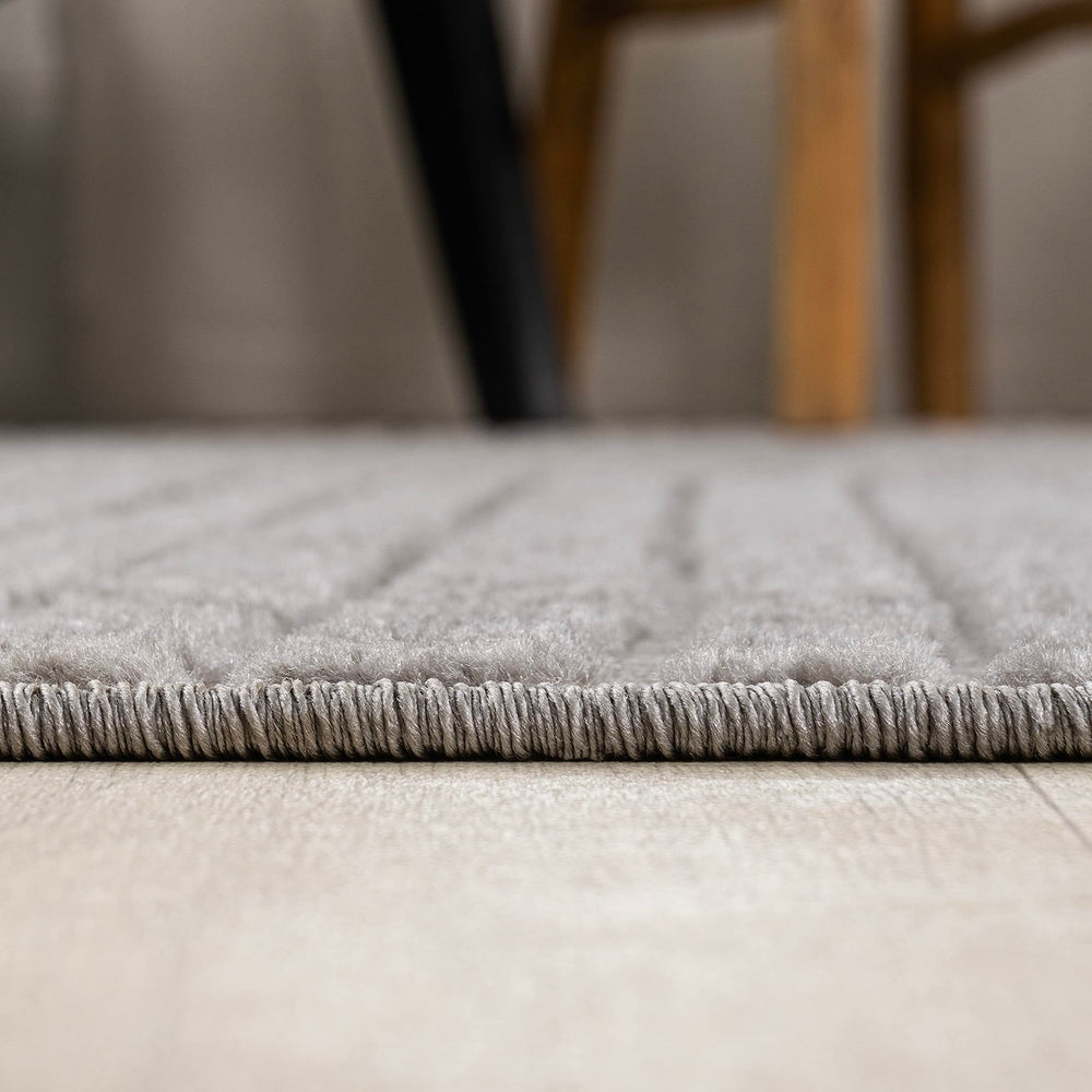 Back view of the JONATHAN Y Hallie Runner Rug showing construction