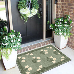 Back view showing non-slip rubber backing of the mat