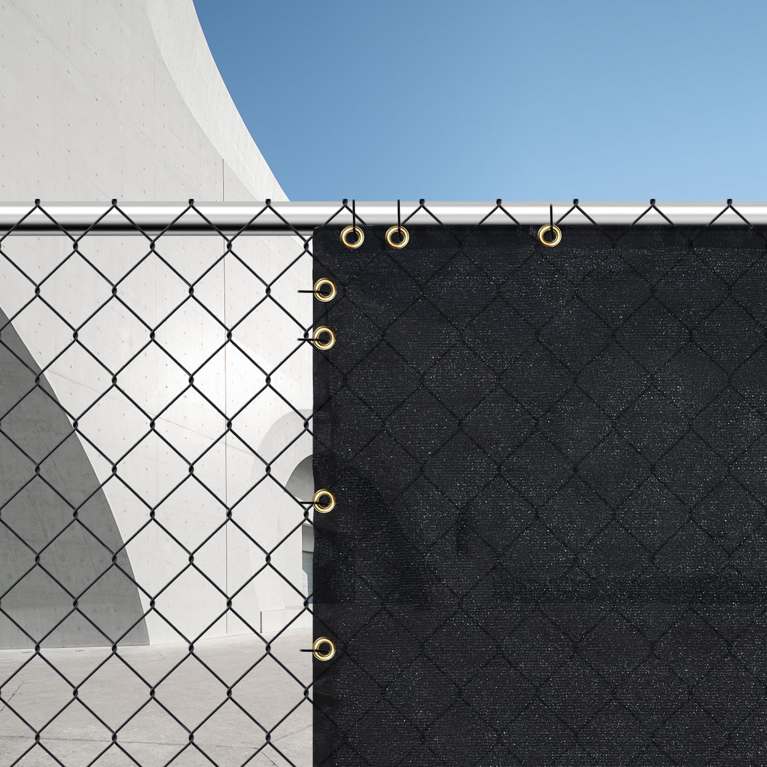 BADAO privacy screen with reinforced seams close-up