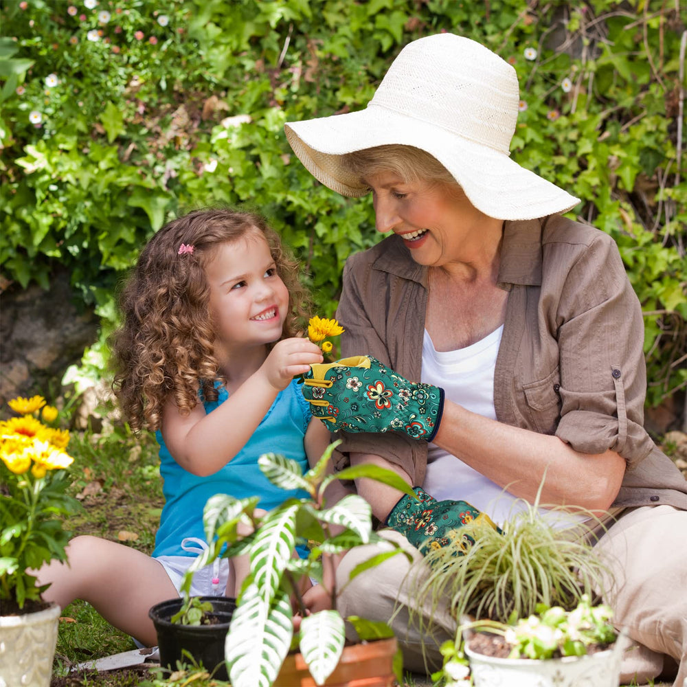Bamllum Gardening Gloves showing breathable fabric back
