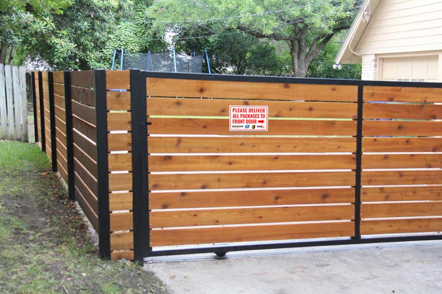 Bestylez delivery sign displayed in a garden setting