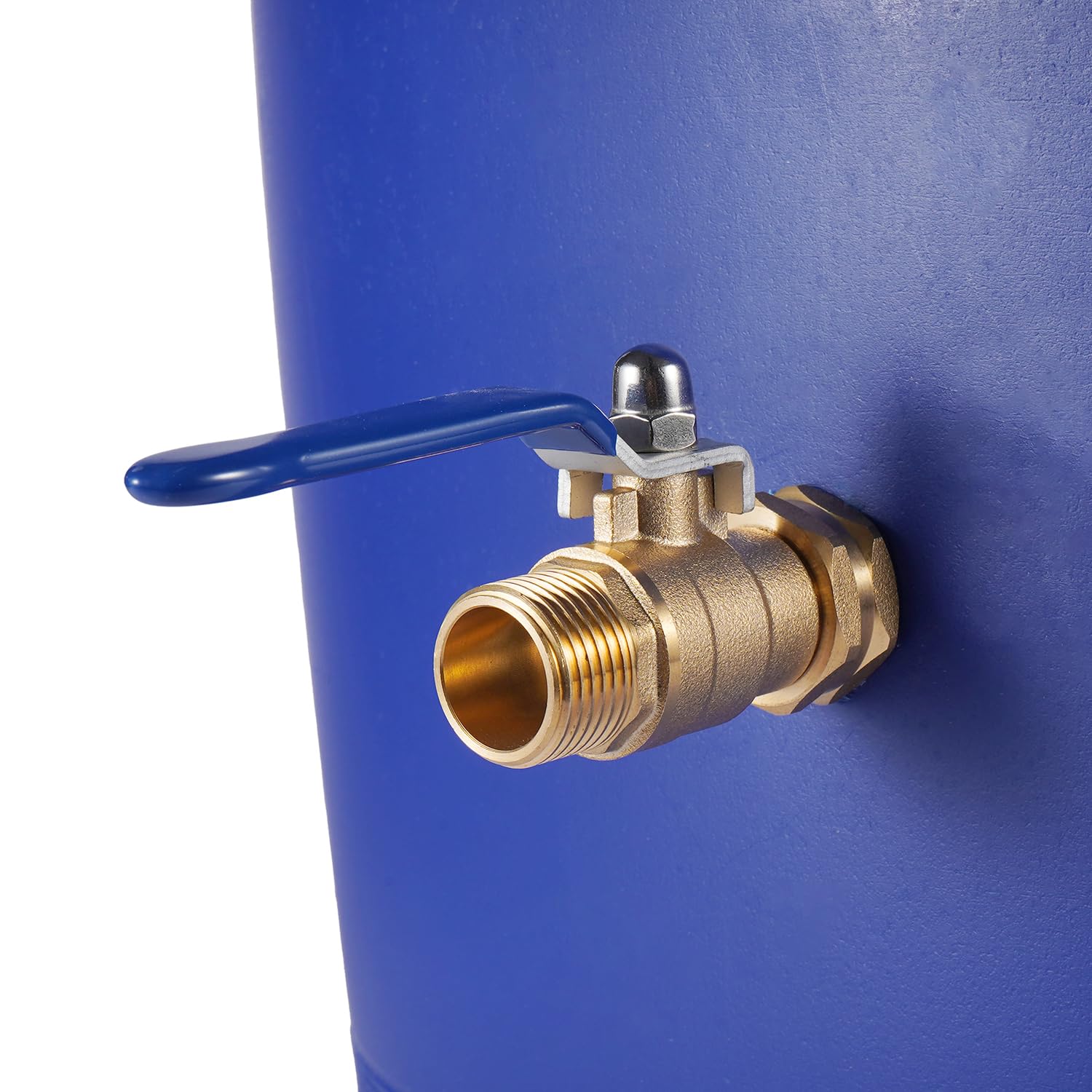 BILAL Garden Hose Shut Off Valve in outdoor setting