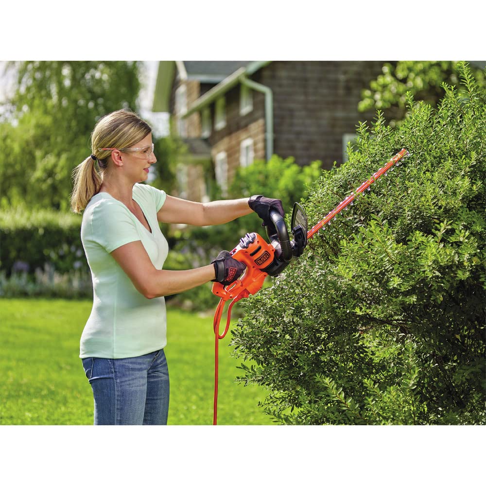 BLACK+DECKER hedge trimmer side view