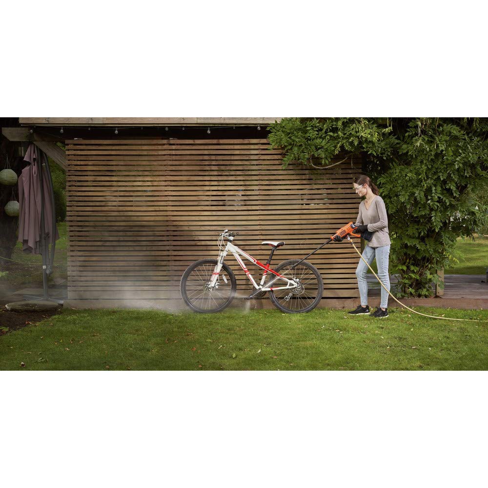 BLACK+DECKER Pressure Washer with suction hose in a freshwater source