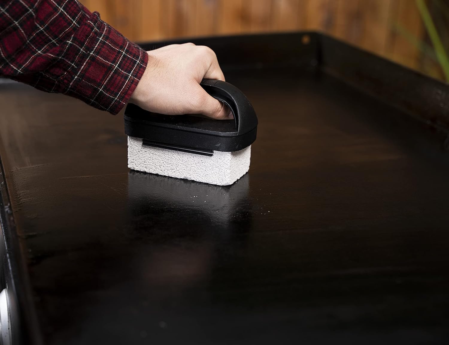 BLACKSTONE kit demonstrating versatility in cleaning